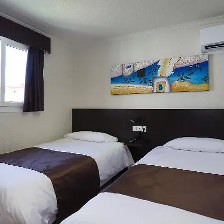 Hotel El Pozo 3*